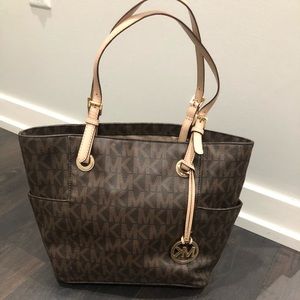 Michael Kors classic monogram tote